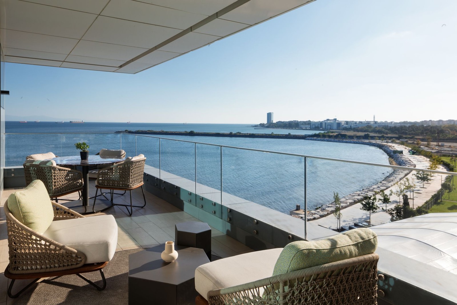 JW Marriott Hotel Istanbul Marmara Sea