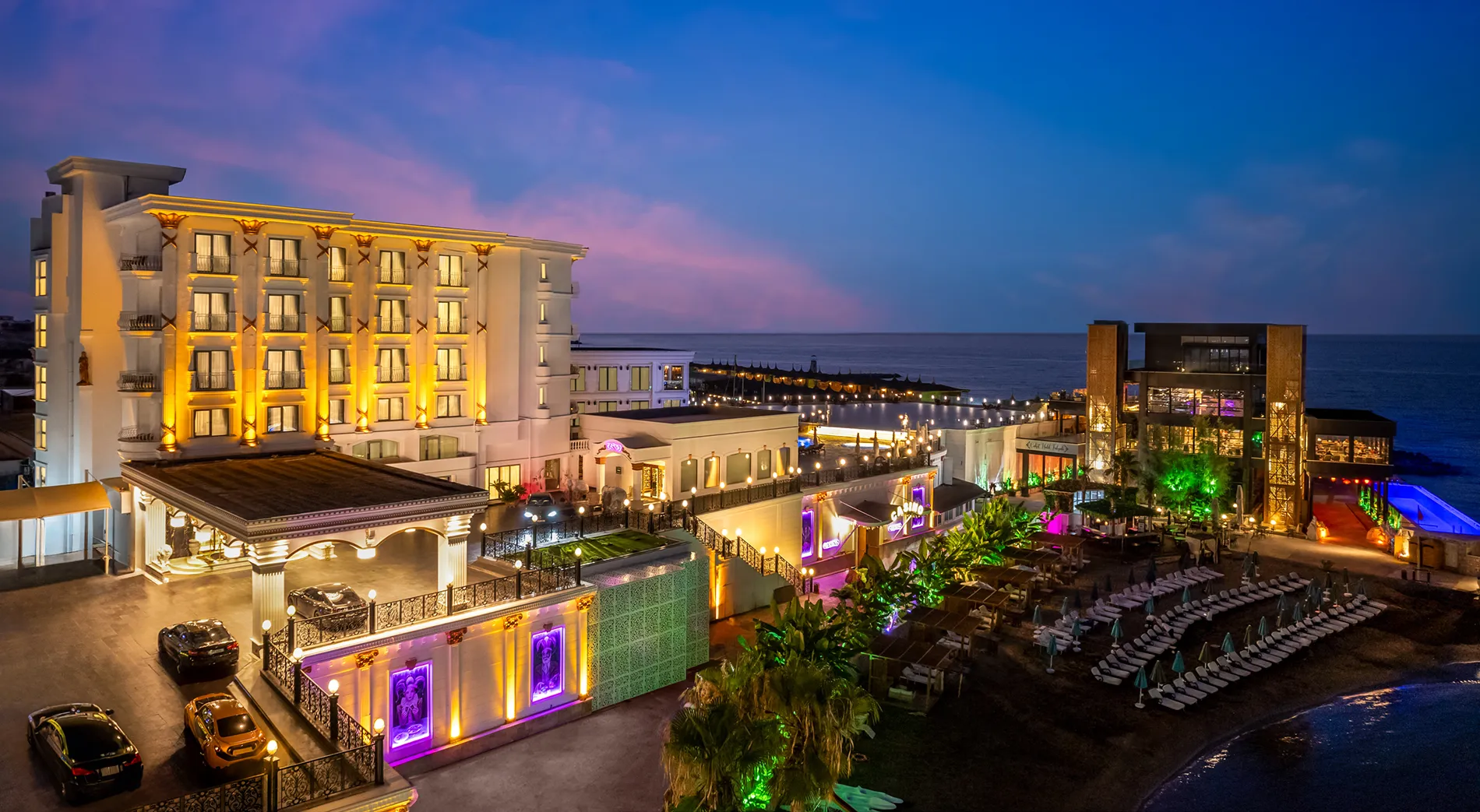 Les Ambassadeurs Hotel & Casino & Marina
